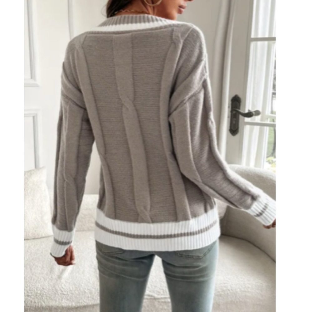 Preppy Cable Knit V-Neck Sweater - Picture 6 of 11